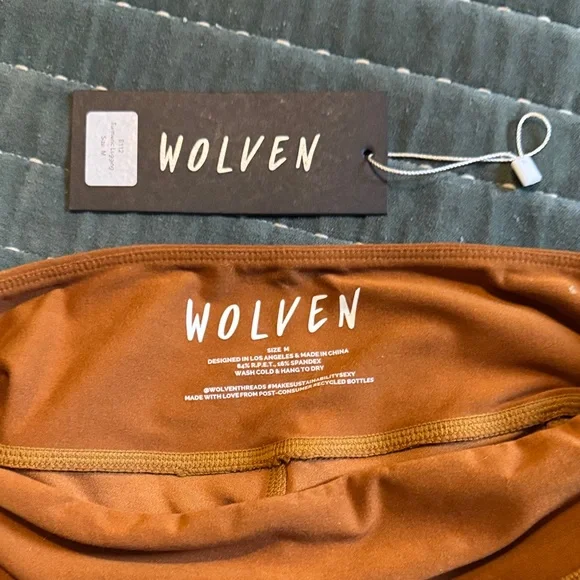 Wolven Activewear Set - Tumeric Yoga Sports Bra & Leggings - Picture 11 of 11